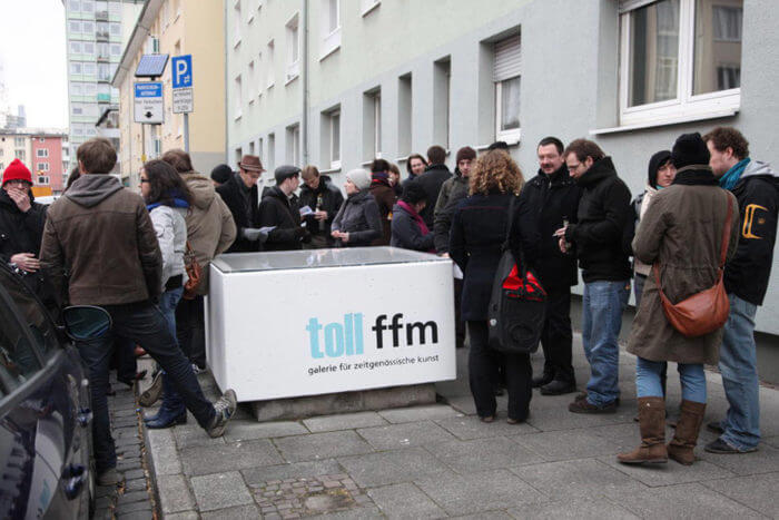 Fig. 4: toll ffm & toll mz & toll mvd: gallery project in Frankfurt, Montevideo & Mainz, 2008–2012 | Image: Irina Zikuschka & Raul Gschrey